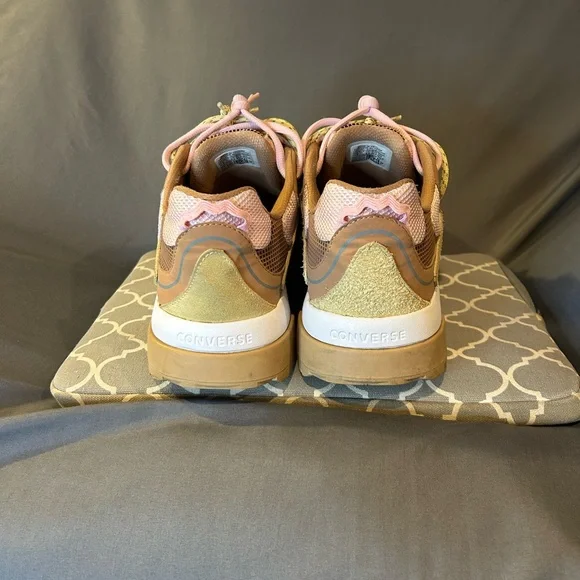 Converse Gianno X
Golf le Fleur “Parfait Pink” (GREAT CONDITION) - Picture 13 of 14